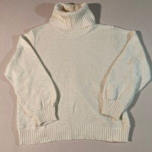 Grandmacore Sweater No Brand‎ Ivory Turtleneck Vintage Minimalist Cottage-Core
